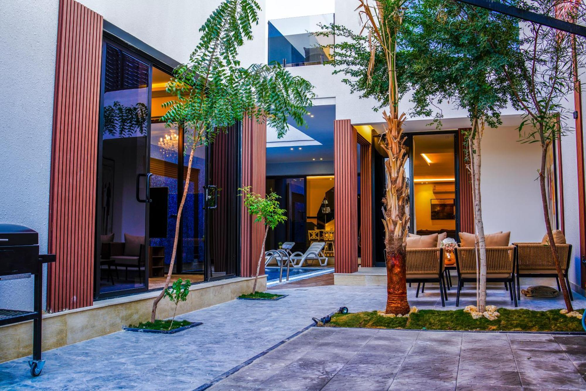The Land Resort Riyadh Bagian luar foto
