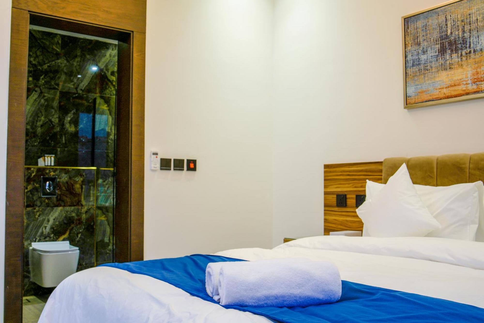 The Land Resort Riyadh Bagian luar foto