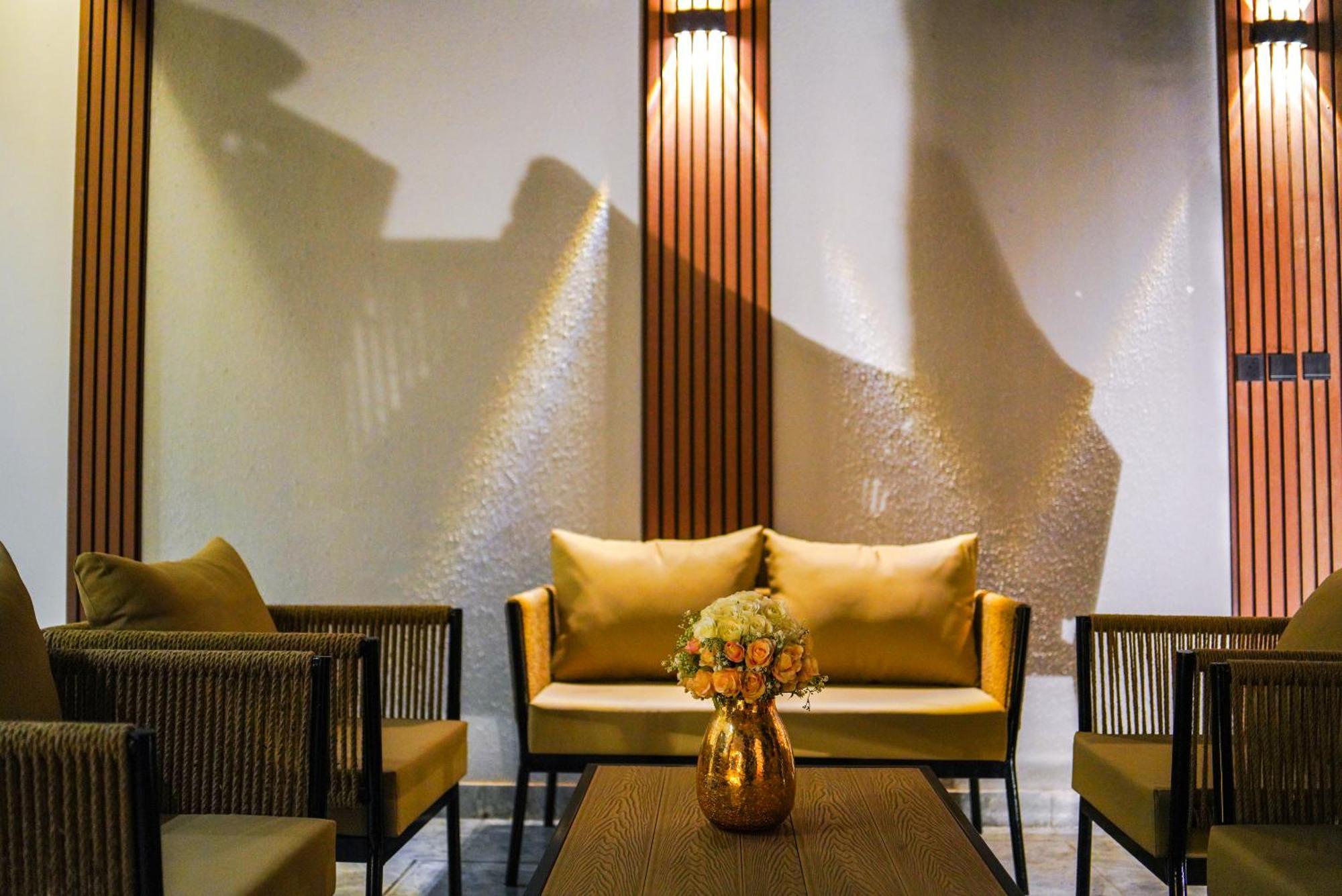 The Land Resort Riyadh Bagian luar foto